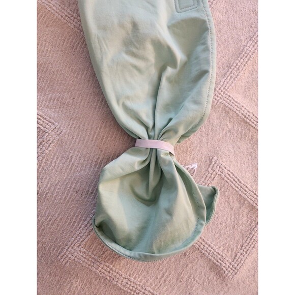 Ollie swaddle - light green - Picture 2 of 4